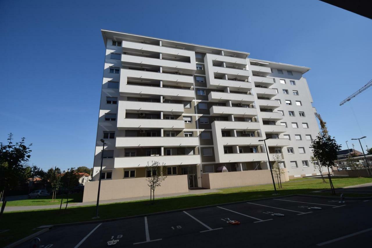 Apartments Abelija ซาเกร็บ ภายนอก รูปภาพ