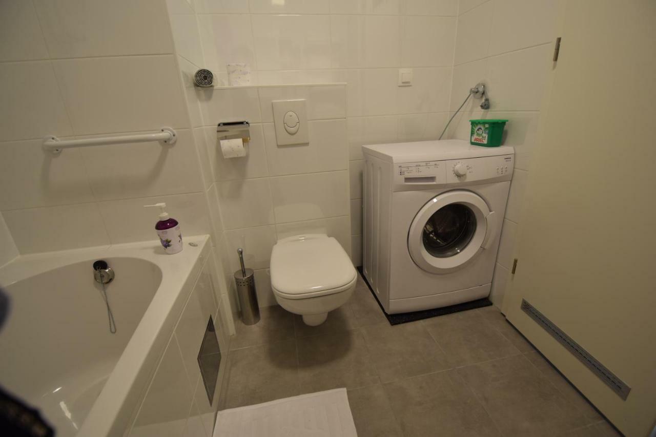 Apartments Abelija ซาเกร็บ ภายนอก รูปภาพ