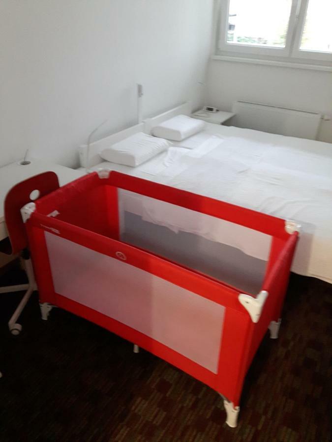 Apartments Abelija ซาเกร็บ ภายนอก รูปภาพ